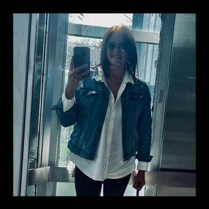 Meet your Posher, Janet